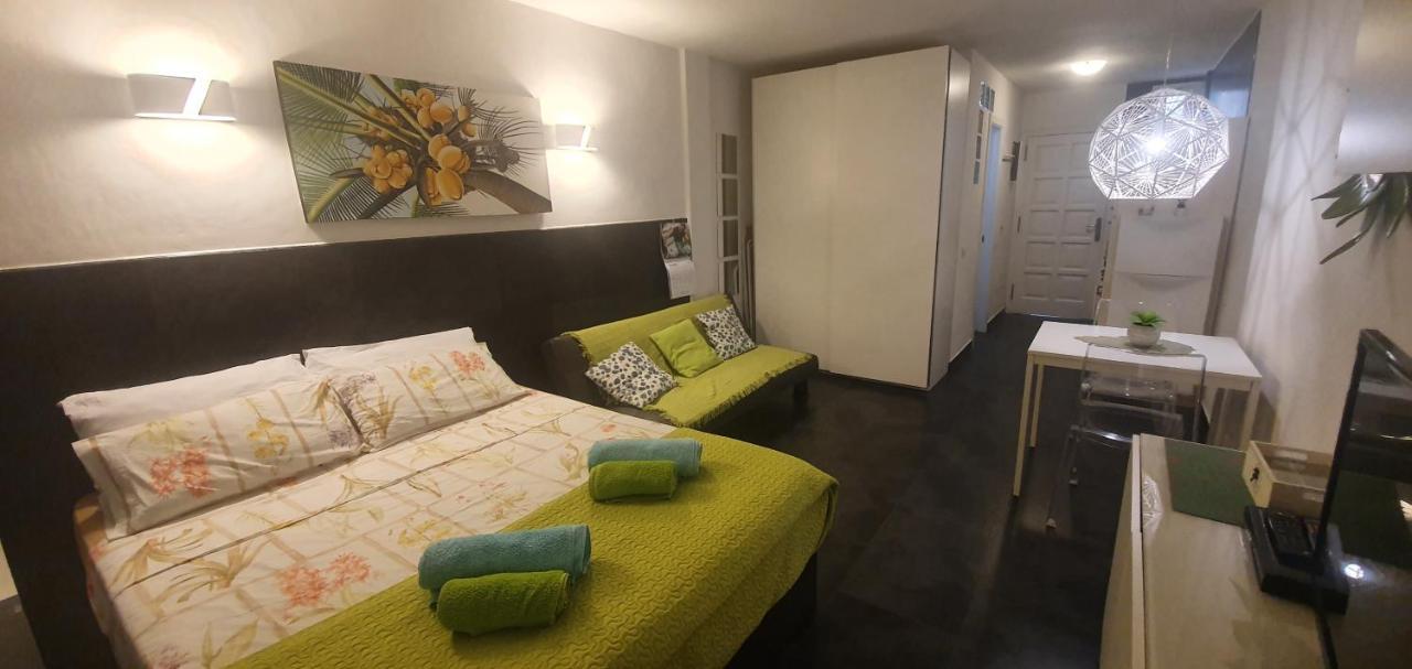 Apartamento Actico Whit Ocean View Playa de las Américas Exterior foto